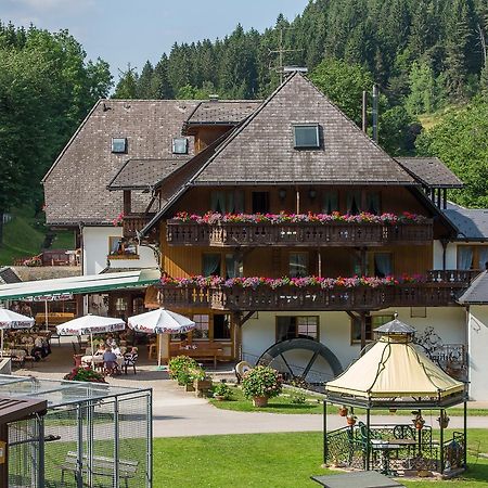 Hotel Tannenmuehle Grafenhausen Bagian luar foto