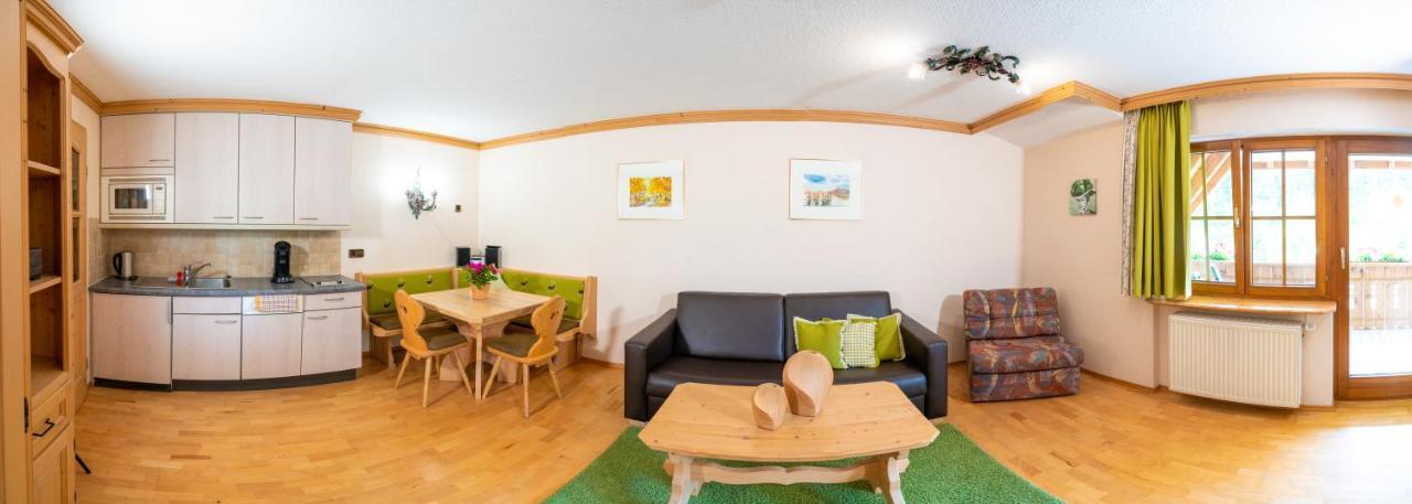 Hotel Tannenmuehle Grafenhausen Bagian luar foto