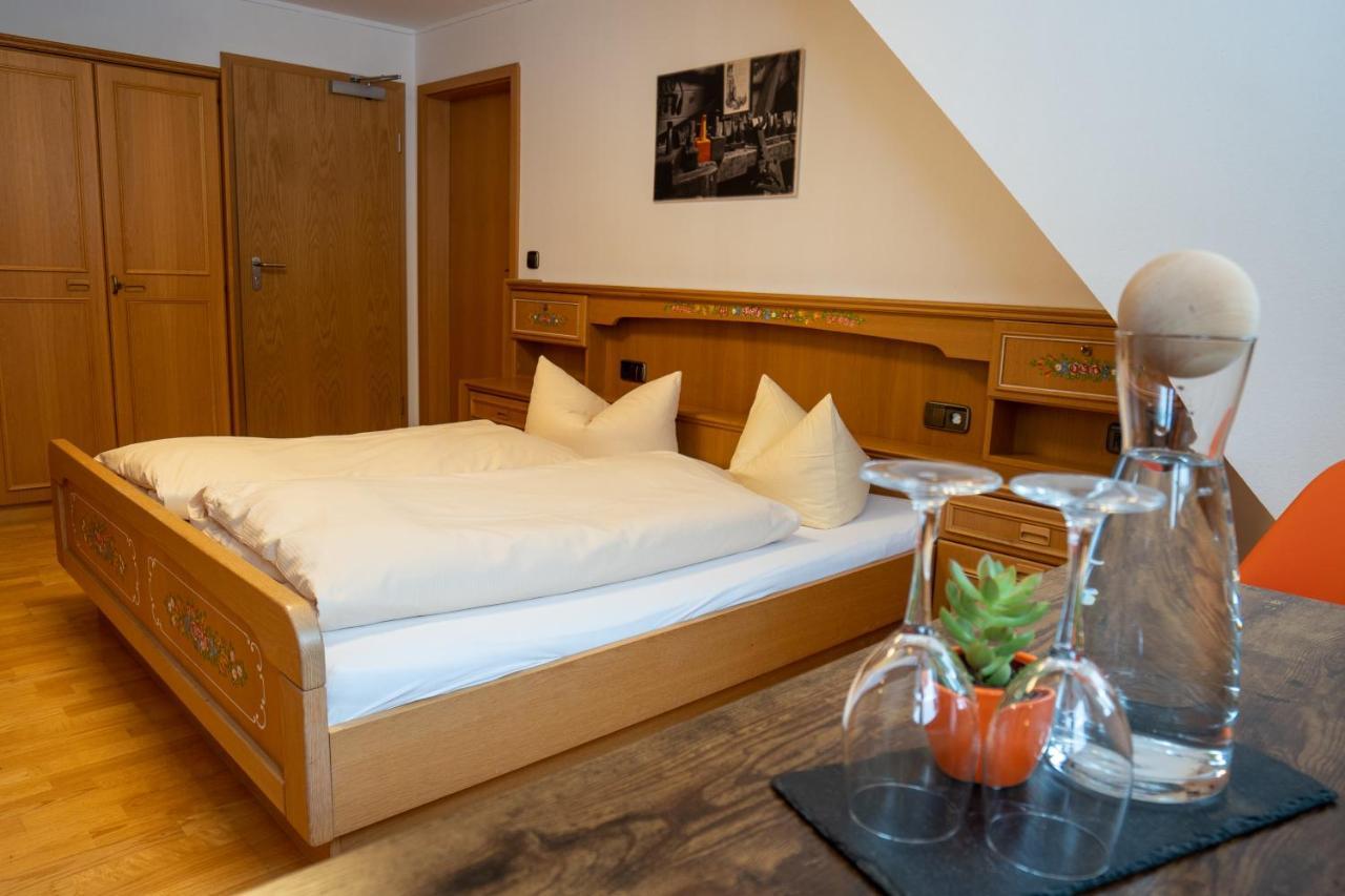 Hotel Tannenmuehle Grafenhausen Bagian luar foto
